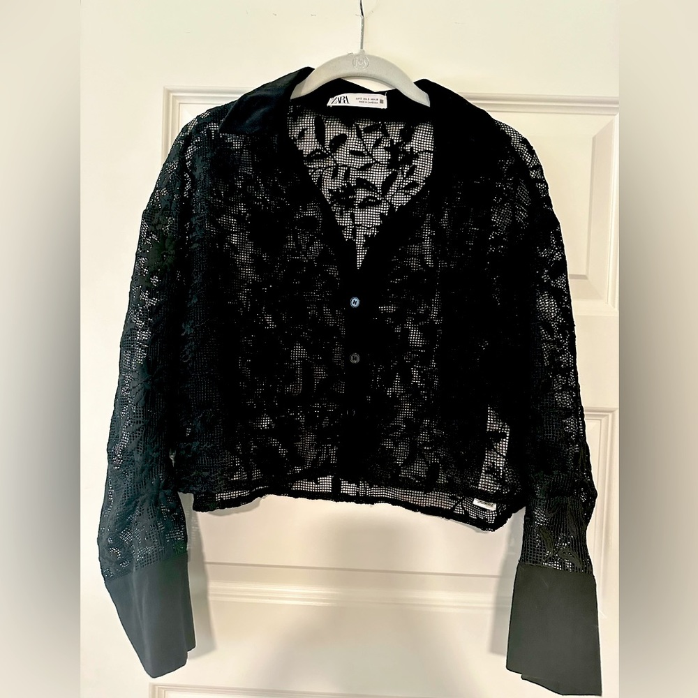 Zara lace button up shirt - small